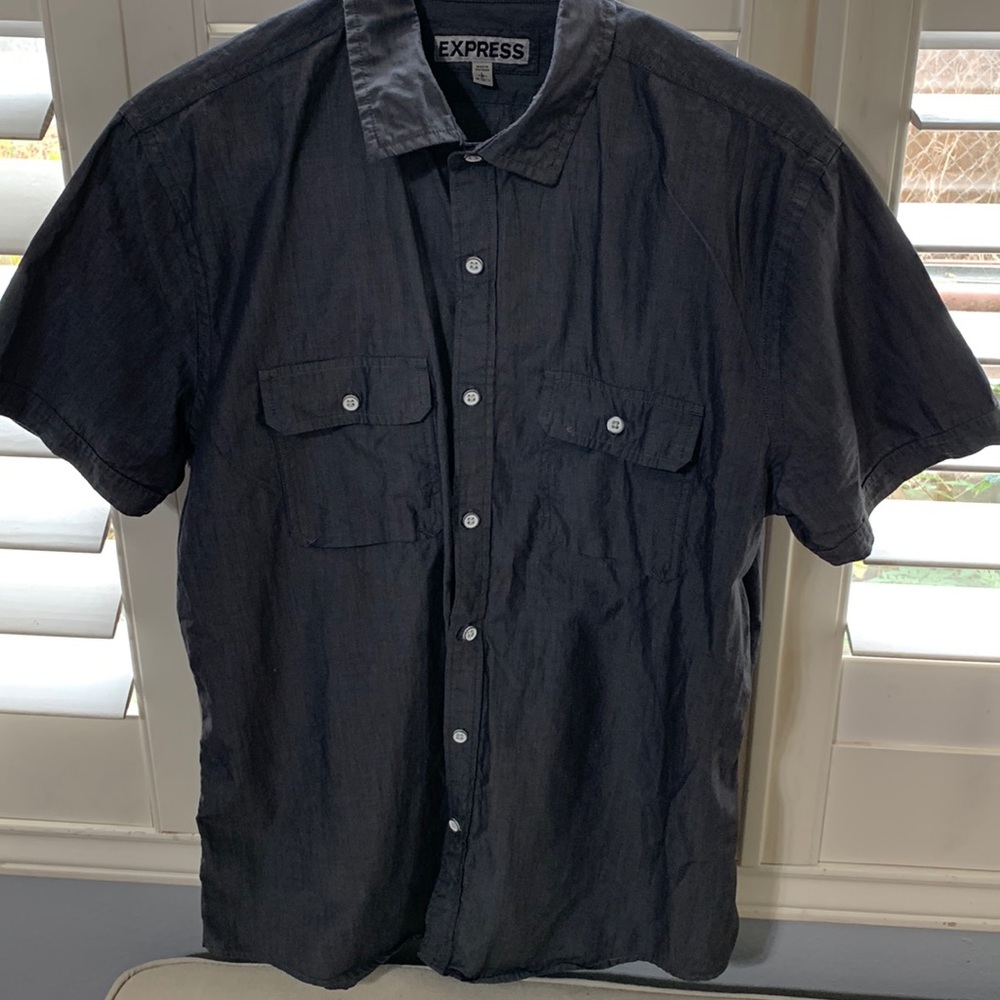 Express Charcoal Gray button up short sleeve
